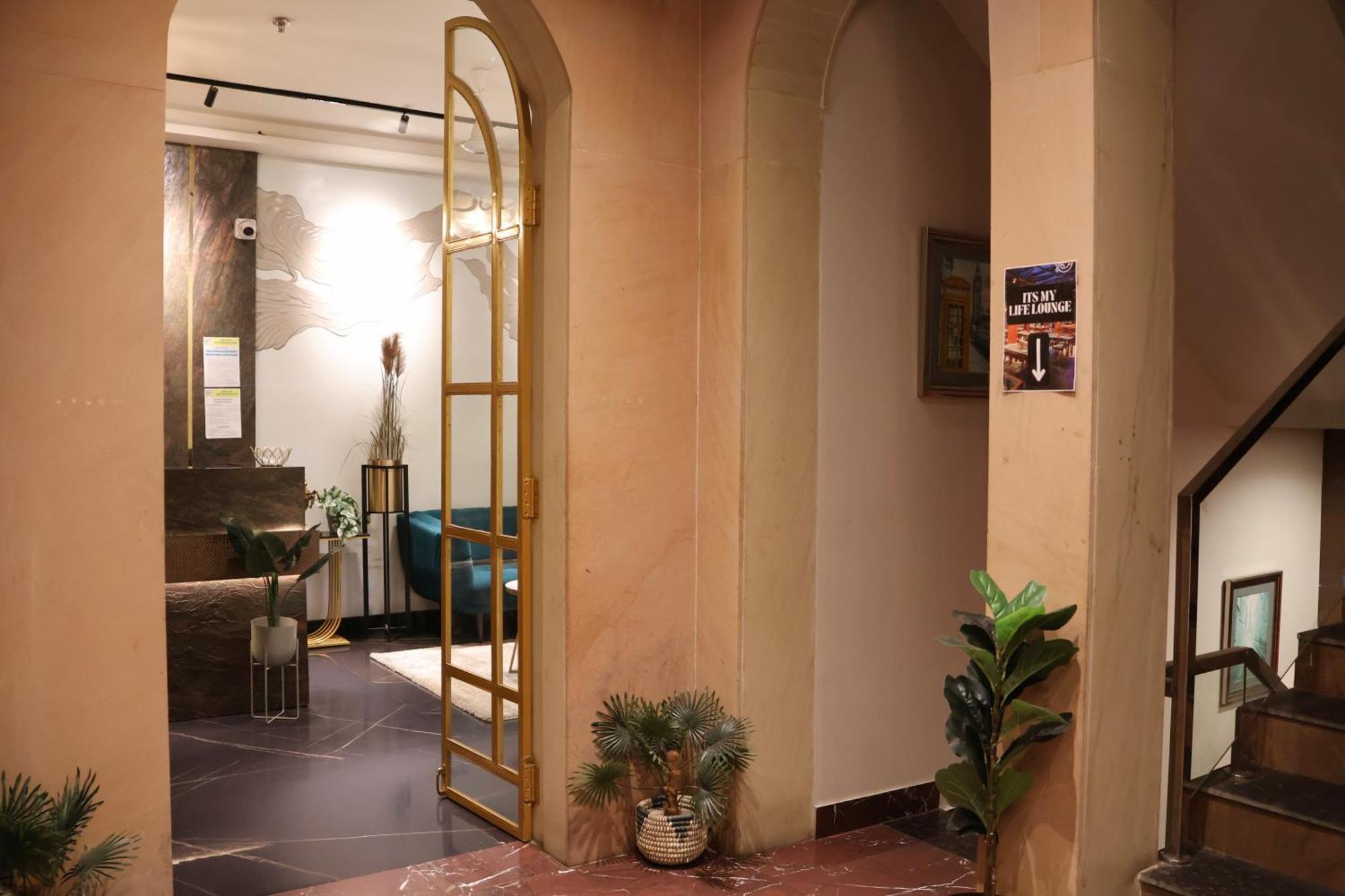 Labels Hotel ナーグプル エクステリア 写真