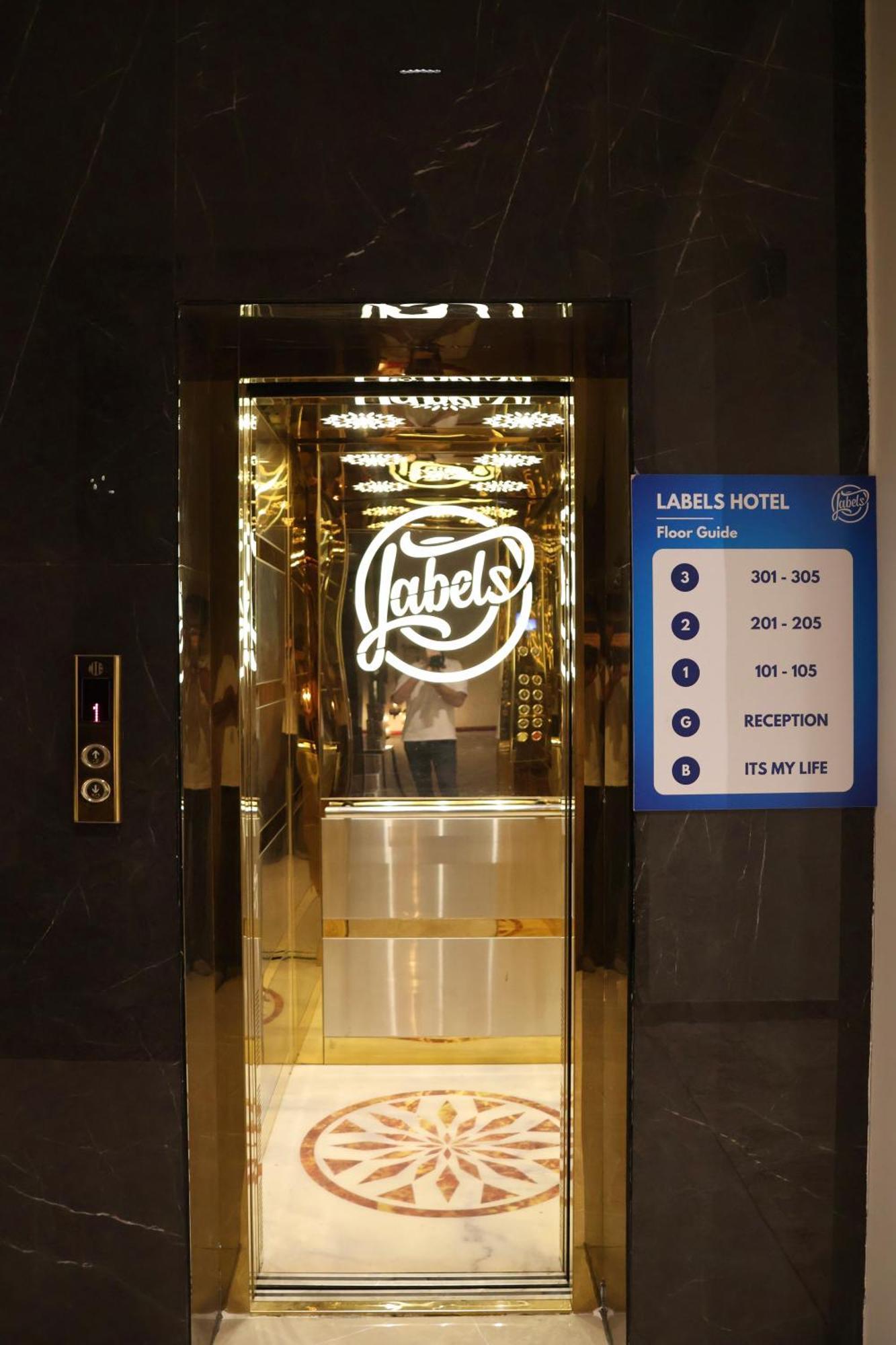 Labels Hotel ナーグプル エクステリア 写真